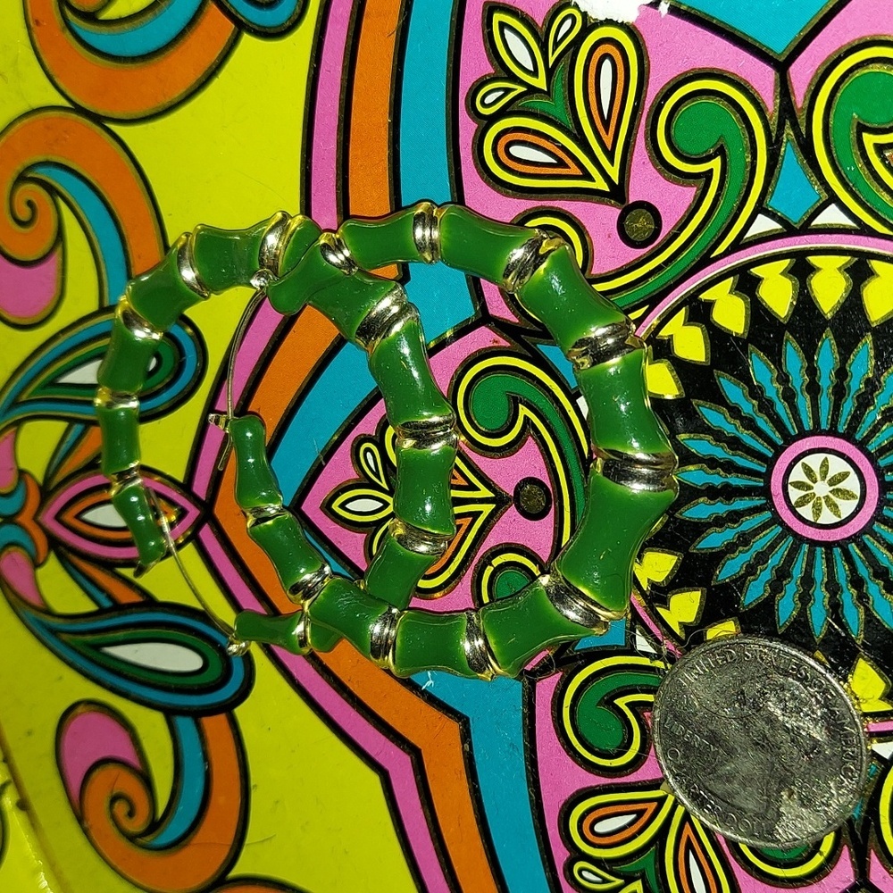 Y2k green and gold hoops from kate spade nee york